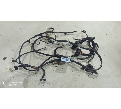 Электропроводка двери багажника