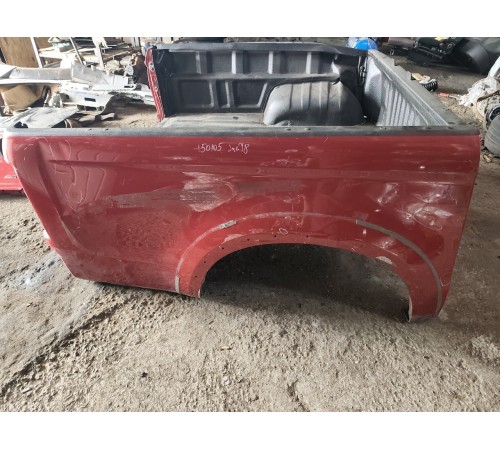 Крыло кузова правое