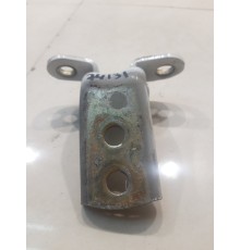 Петля двери (передняя, правая, верхняя)