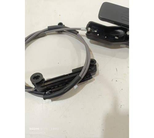 Ручка откидывания заднего сиденья правая