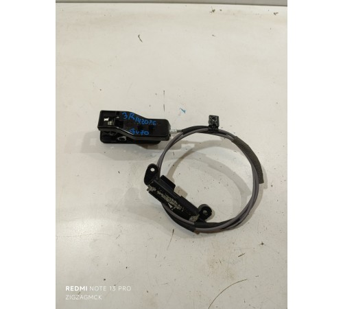 Ручка откидывания заднего сиденья правая