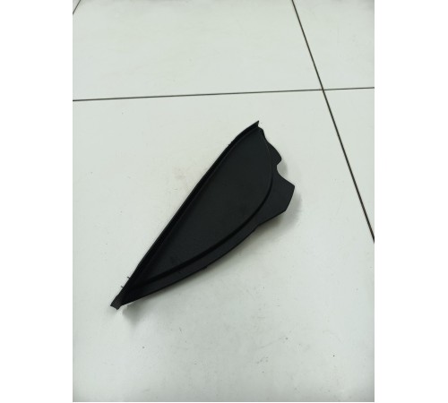 Накладка торпедо боковая левая