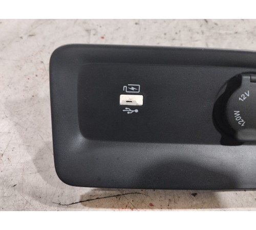 Накладка центральной консоли