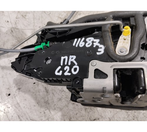 Замок двери передний правый