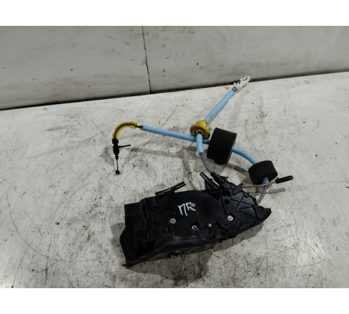 Замок двери передний правый