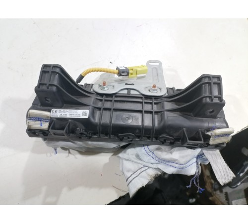 Подушка безопасности нижняя для колен