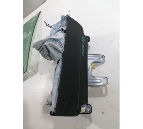 Подушка безопасности нижняя для колен