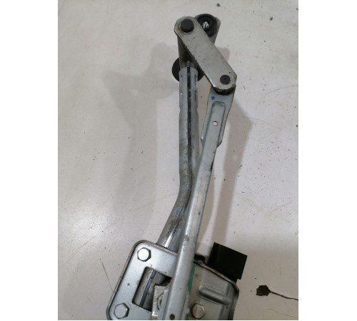 Трапеция стеклоочистителя в сборе