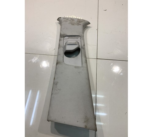 Обшивка центральной стойки (левая, верхняя)