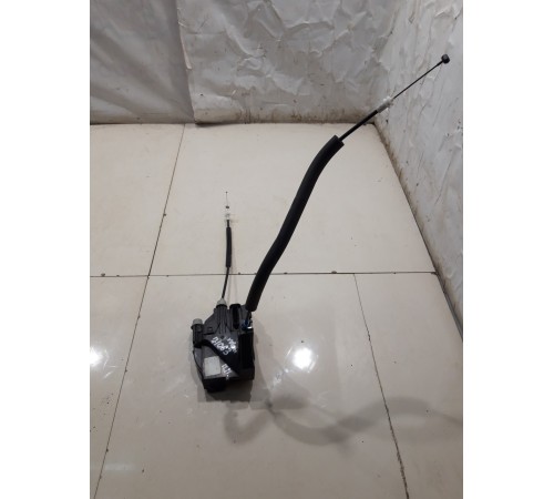 Замок двери (передний, правый)