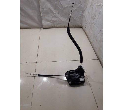 Замок двери (передний, правый)