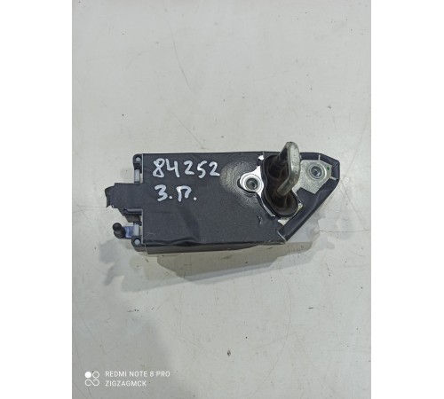 Замок сдвижной двери (задний правый)