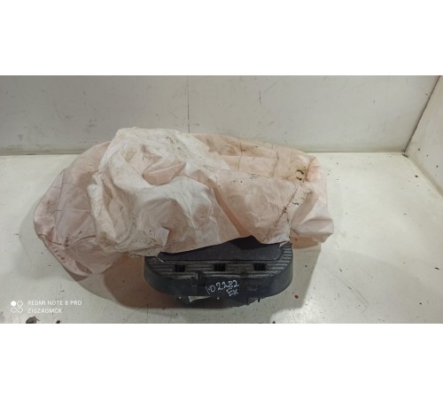 Подушка безопасности переднего пассажира