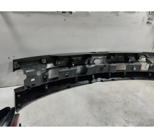 Накладка крышки двери багажника