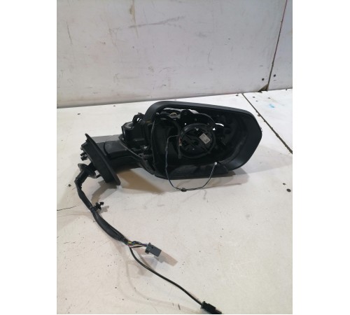 Зеркало заднего вида правое