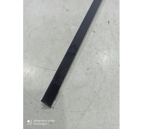 Уплотнитель стекла (задний левый наружный)