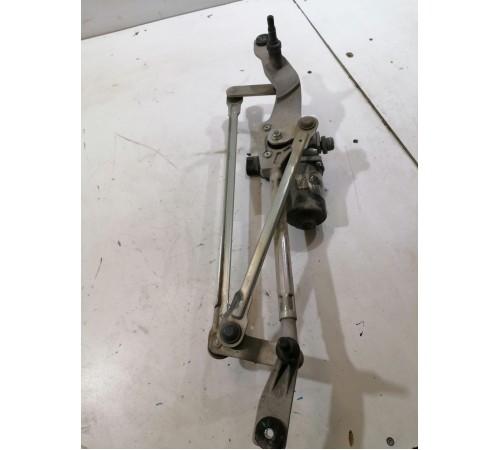 Трапеция стеклоочистителей в сборе