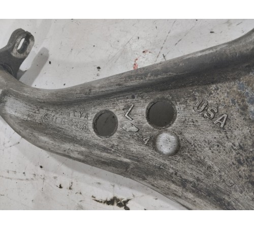 Рычаг подвески(передний левый)