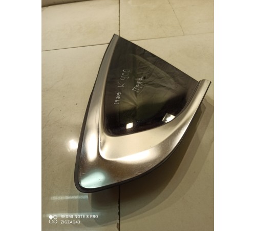 Глухое стекло(заднее правое)