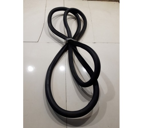 Уплотнитель двери (задний, левый)