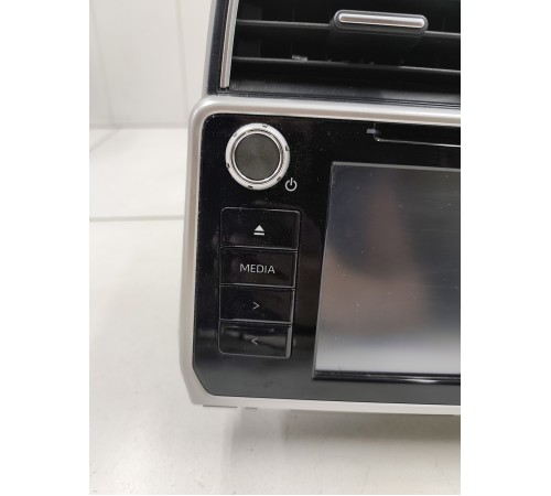 Магнитола (мультимедиа)