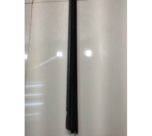 Уплотнитель стекла (передний, левый, внутренний)