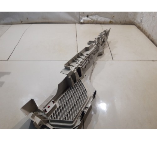 Обшивка багажника (правая верхняя)