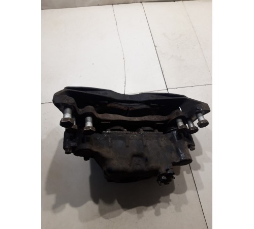 Суппорт передний правый