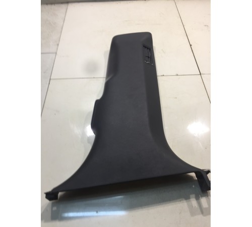 Обшивка стойки (нижняя, правая)