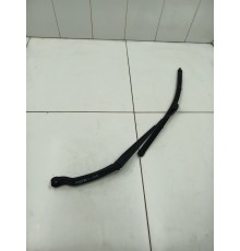 Поводок стеклоочистителя левый