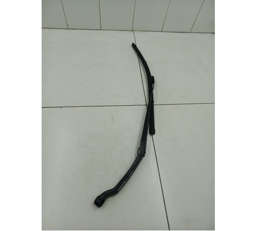 Поводок стеклоочистителя левый