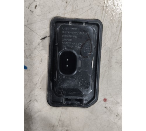 Плафон подсветки номера правый