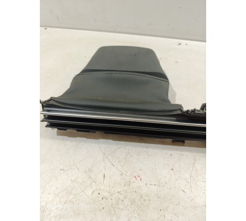 Кожух рулевой колонки с дефлектором