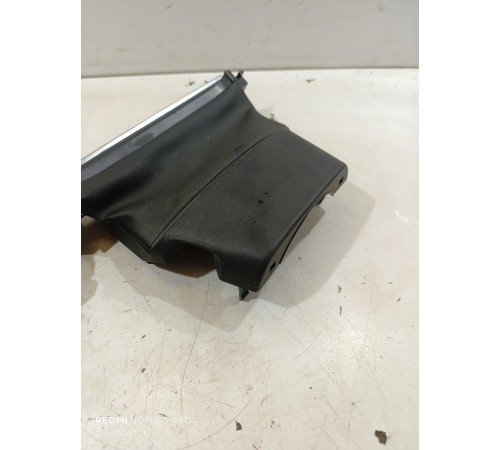 Кожух рулевой колонки с дефлектором