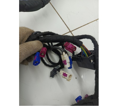 Электропроводка с монтажным блоком