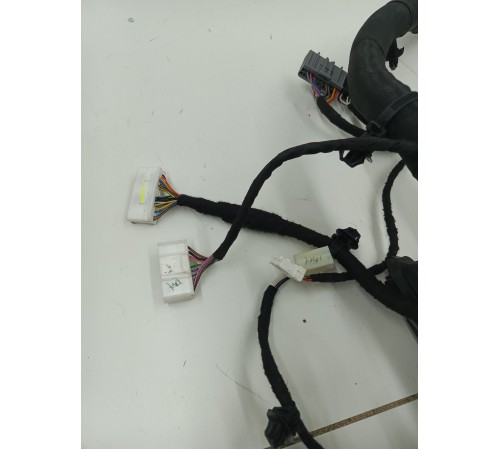 Электропроводка с монтажным блоком