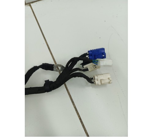 Электропроводка с монтажным блоком