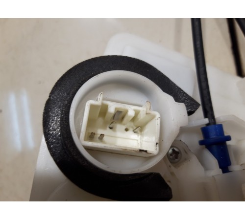 Замок двери (задний, левый)