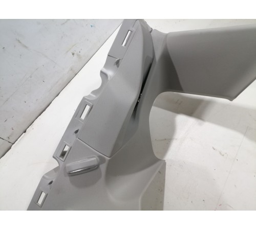 Обшивка стойки задняя правая 