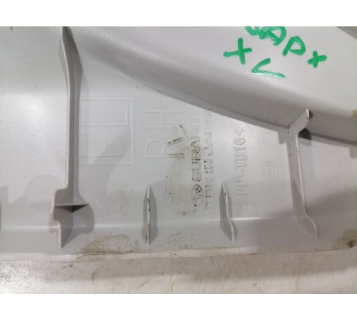 Обшивка стойки задняя правая 