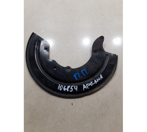 Кожух тормозного диска(передний правый)