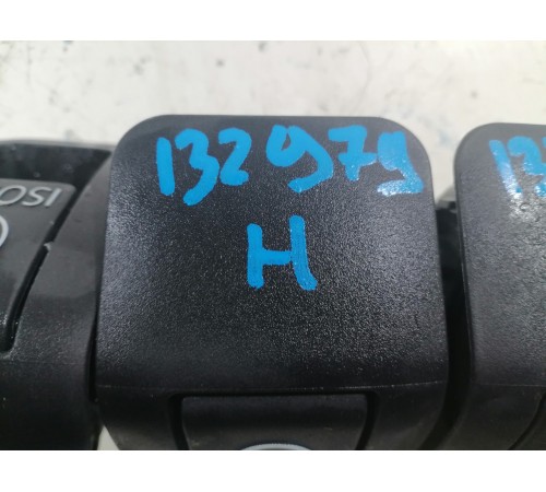 Заглушки заднего сидения