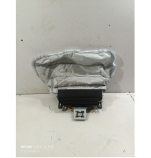 Подушка безопасности коленная