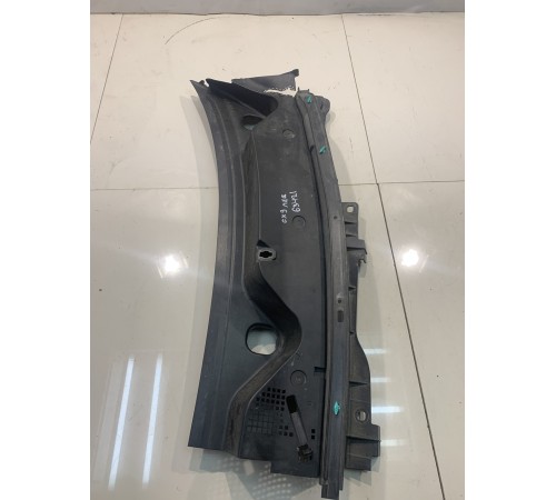 Планка под лобовое стекло (левая часть)