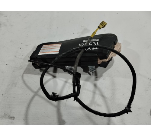 Подушка безопасности переднего пассажира правая