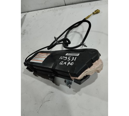 Подушка безопасности переднего пассажира правая