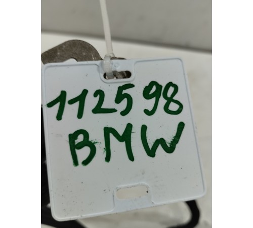 Клемма аккумулятора