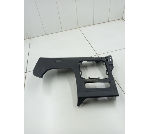 Накладка торпедо левая нижняя