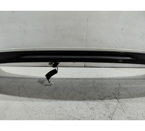 Спойлер багажника