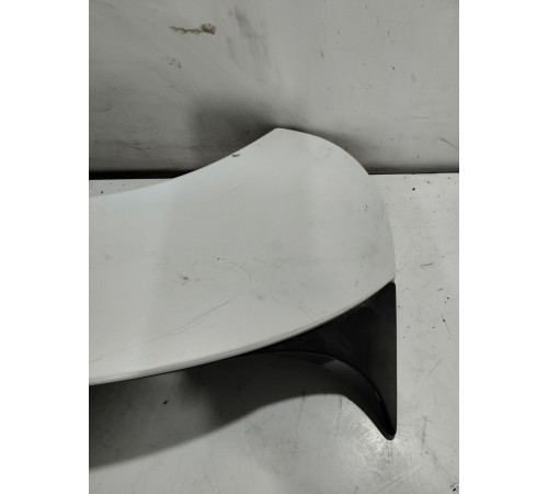 Спойлер багажника